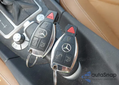 2011 Mercedes-Benz Slk 350 from USA, damaged, VIN WDBWK5JA8BF235883